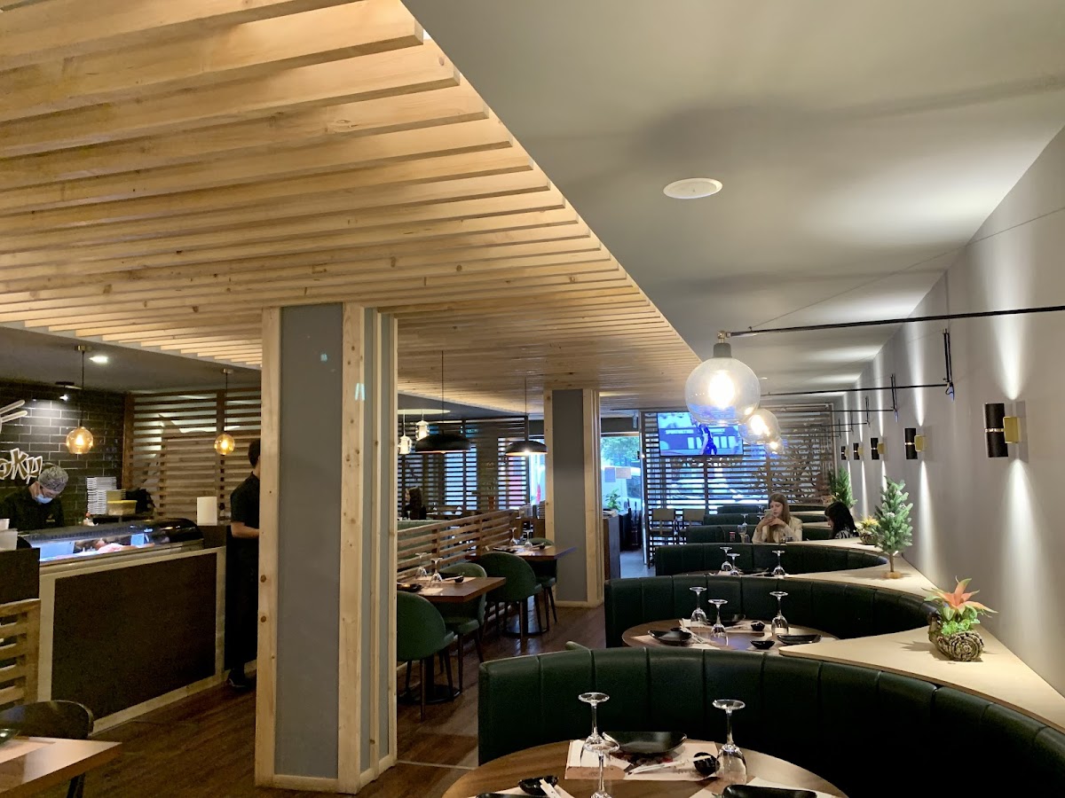 Manzoku Sushi House